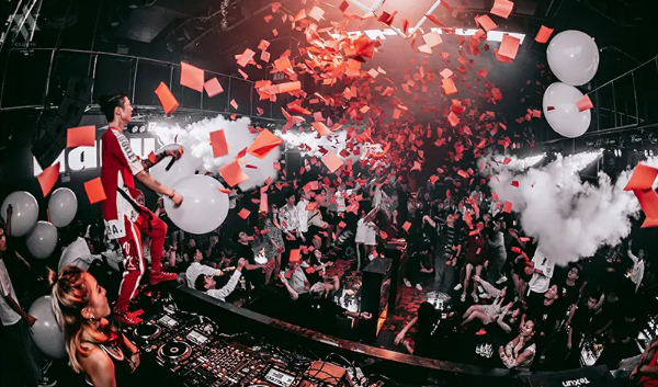 舟山阿瑞斯酒吧消费价格表 东港杉杉广场