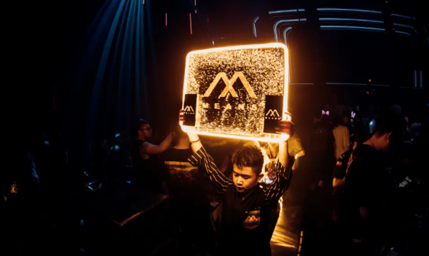 诸暨名仕酒吧消费 唐韵广场