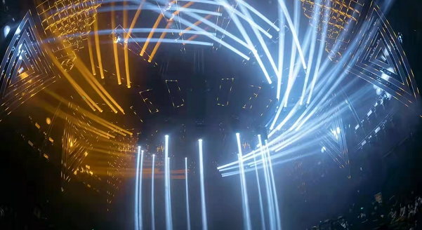 阿克苏疆JIANG酒吧消费 英阿瓦提路