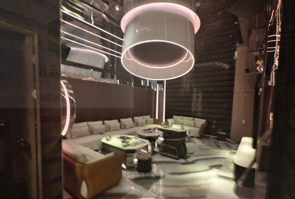 乌鲁木齐天空之城KTV低消 米东希尔顿酒店